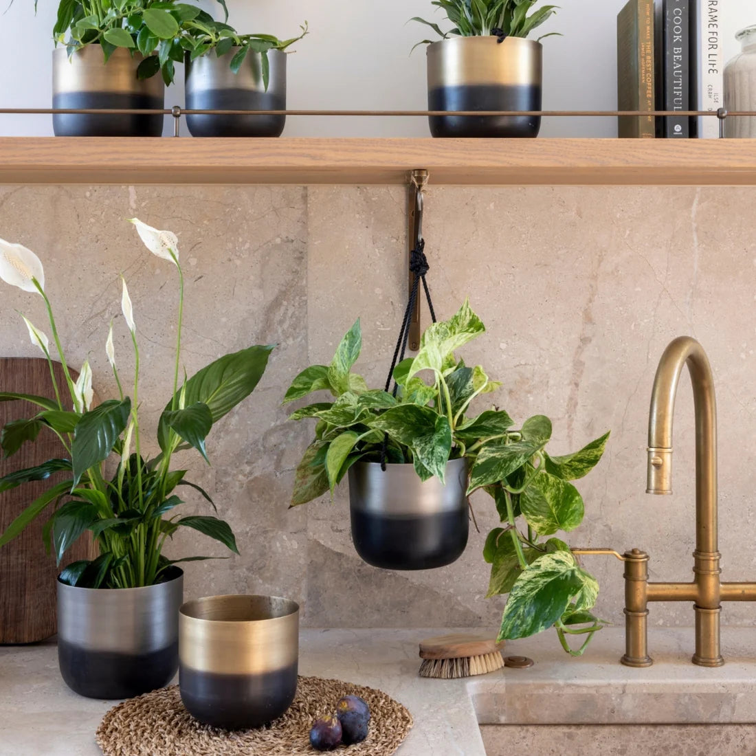 Oscar Two Tone Metal Hanging Planter Set of 2-1