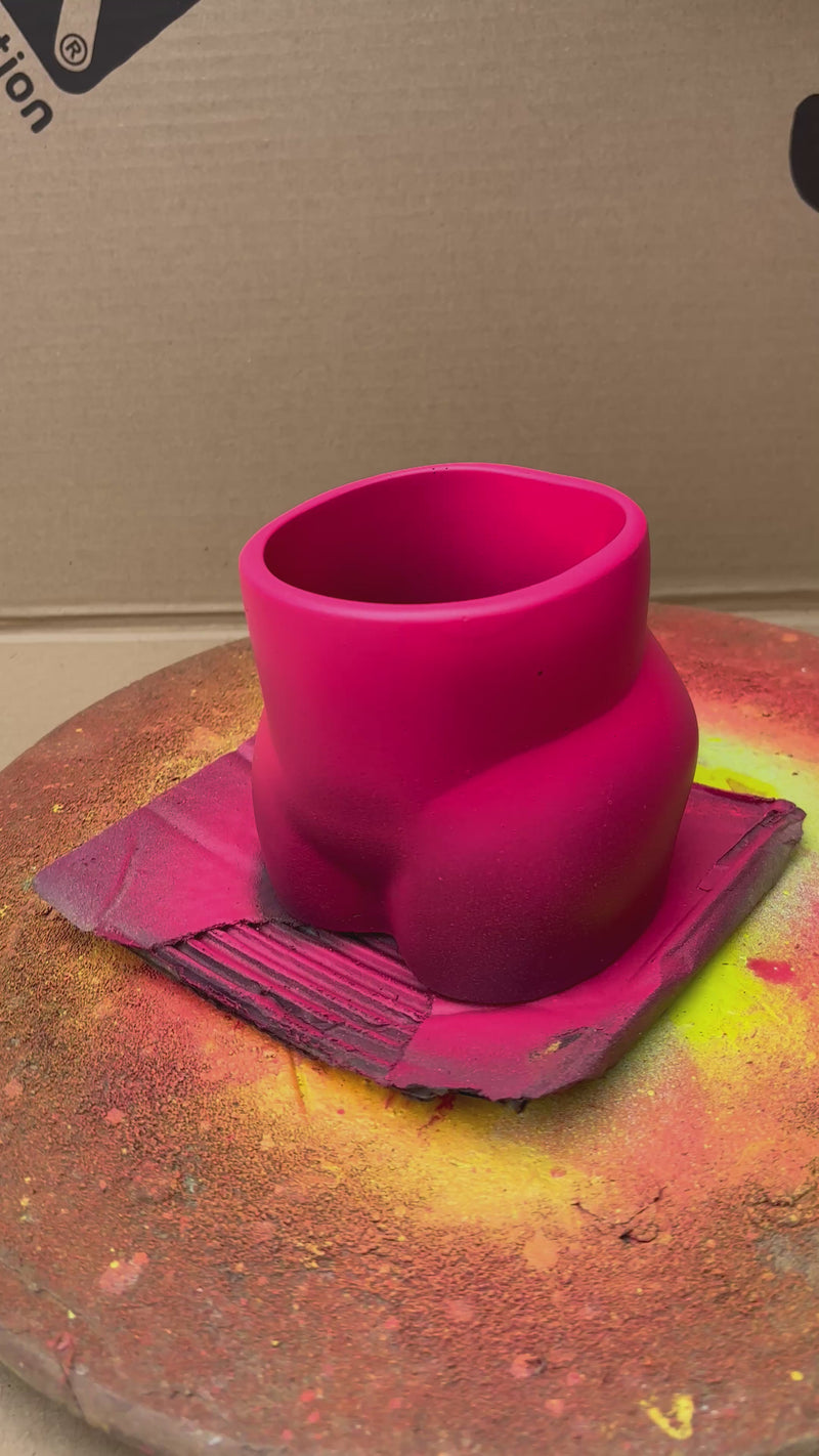 Bum Planter-10