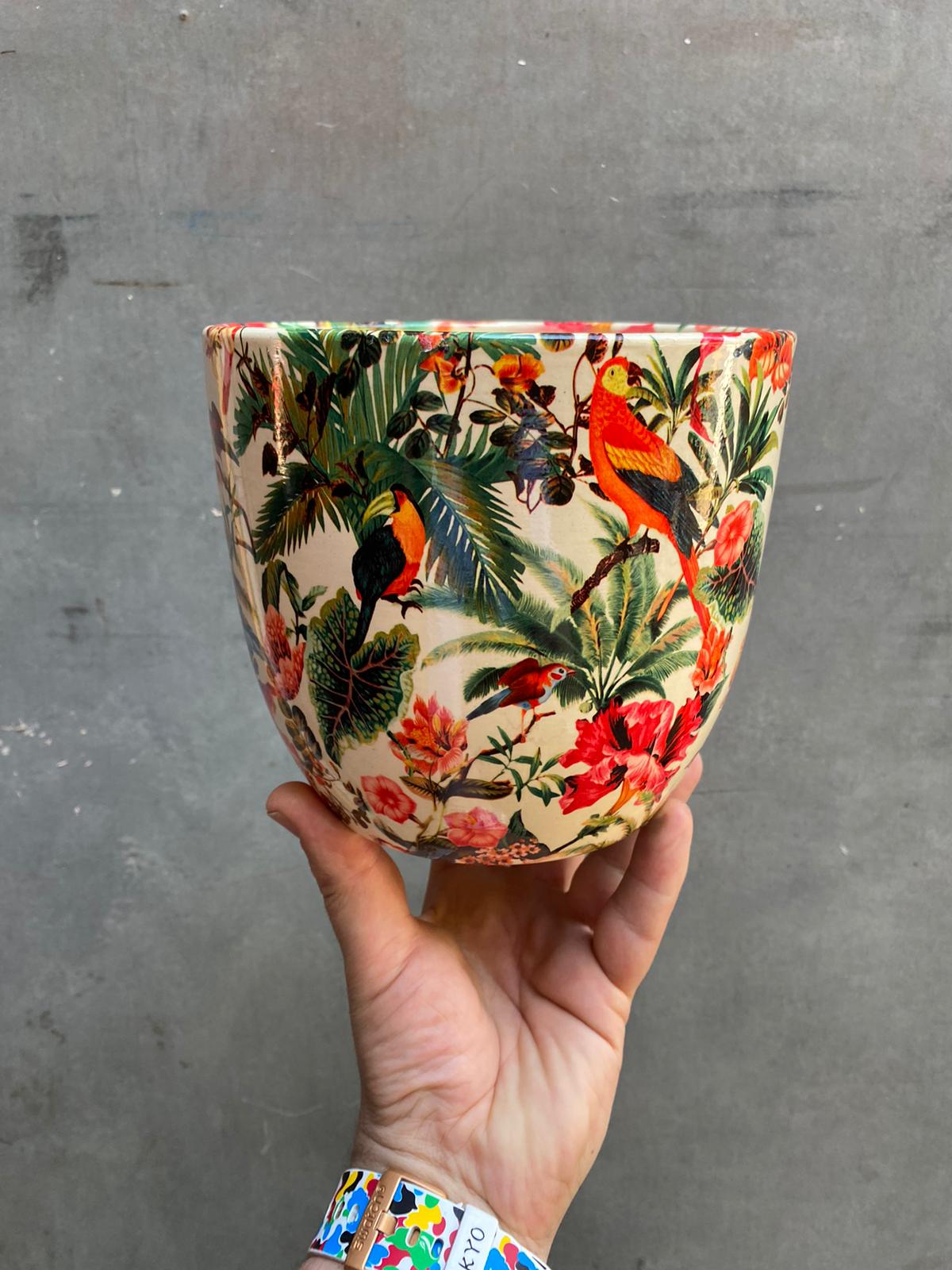 Monza Tropical Parrot Planter-4