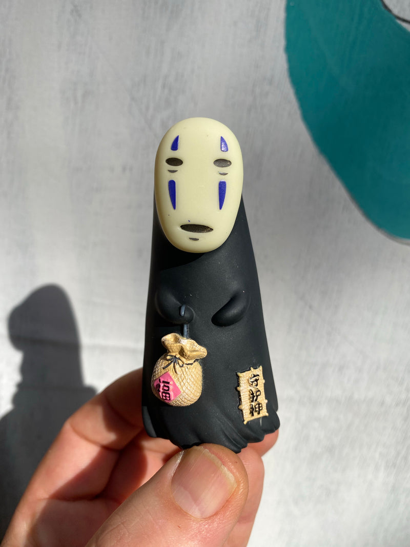 "No Face" Figures-12