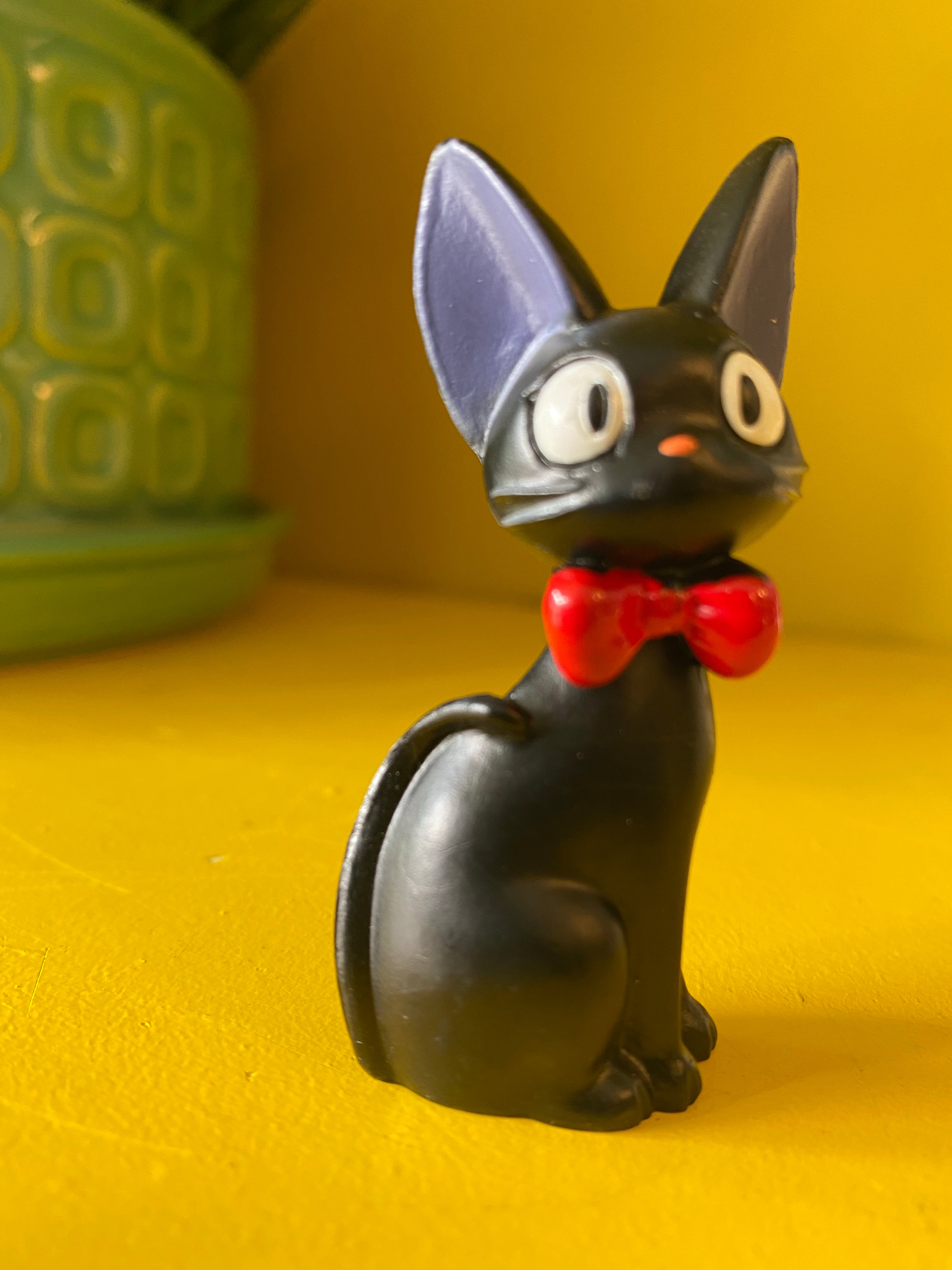 "Jiji" Cat Figure