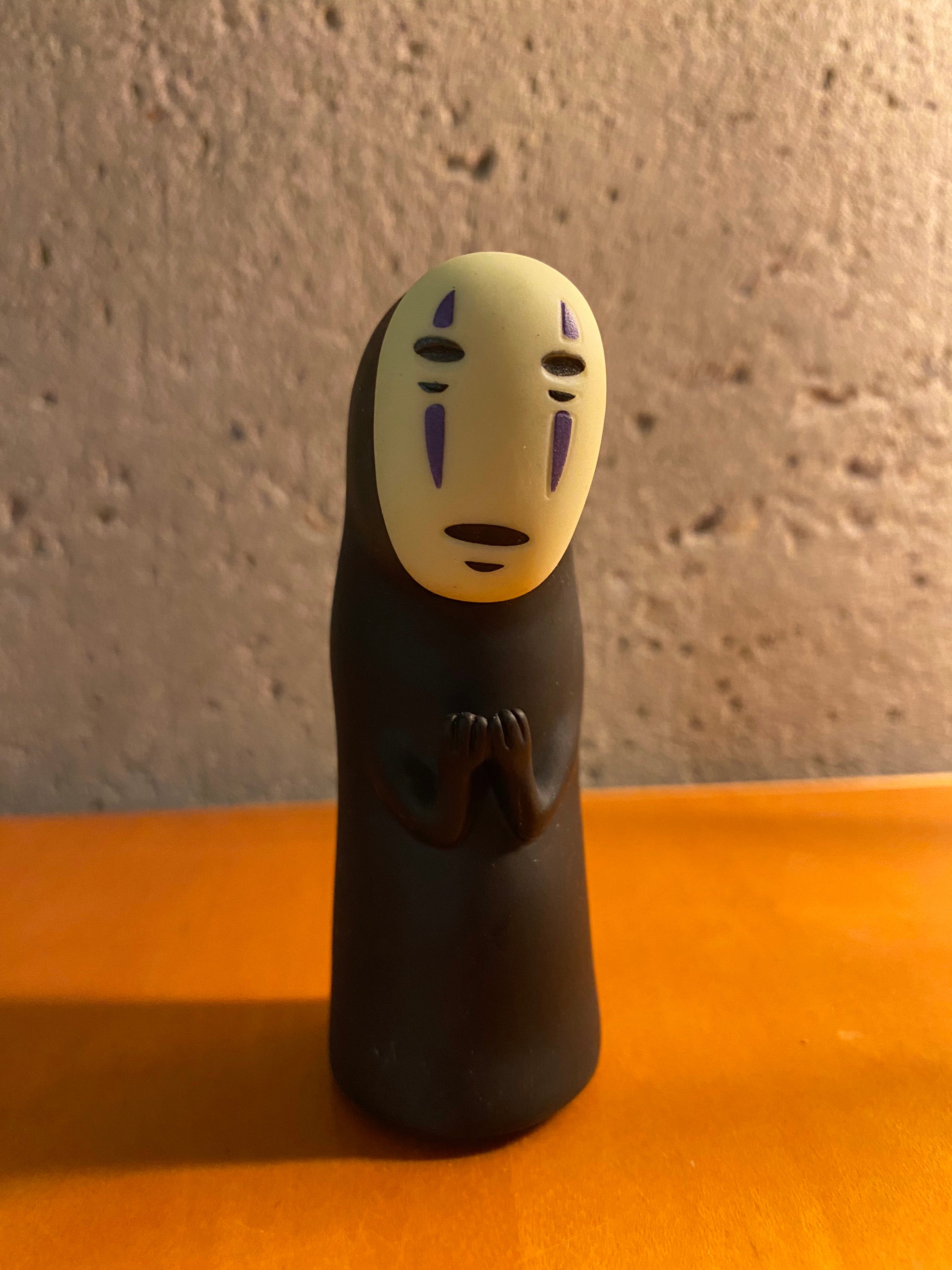 "No Face" Figures-5